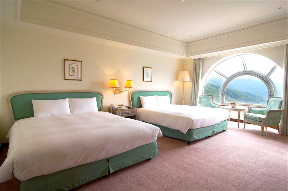 Le Midi Hotel Chitou Lugu Buitenkant foto